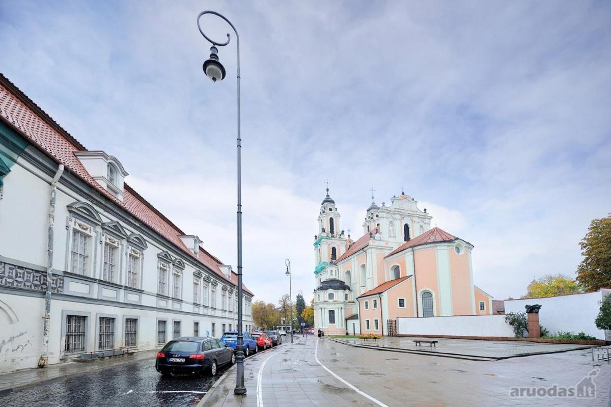 Cozy One Bedroom Apartment In Old Town Vilnius Exterior photo